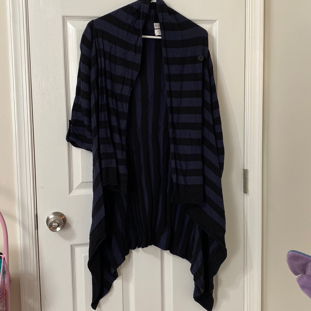 Motherhood Maternity black striped sweater M